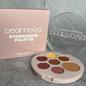 Pear Nova, Eyeshadow Palette.